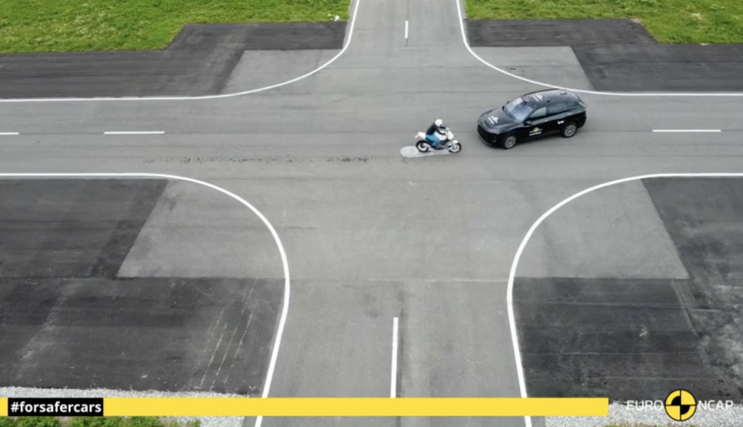 車輛發(fā)生事故交警扣車期限_發(fā)生事故交警扣車多少天可以提車_事故發(fā)生后交警扣車最多扣多久